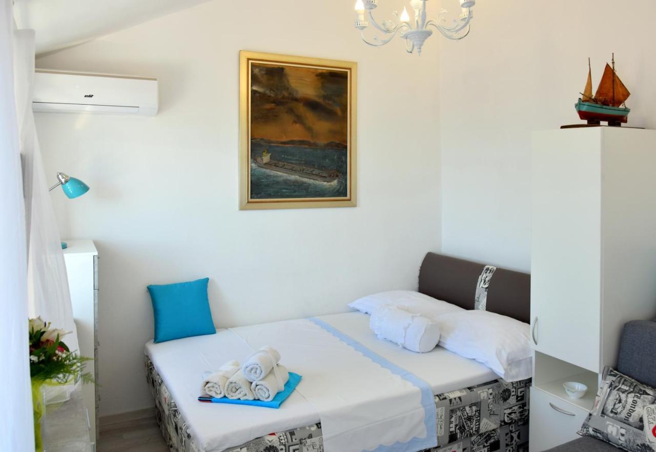 Apartmani Gloria Brodarica  Exterior photo